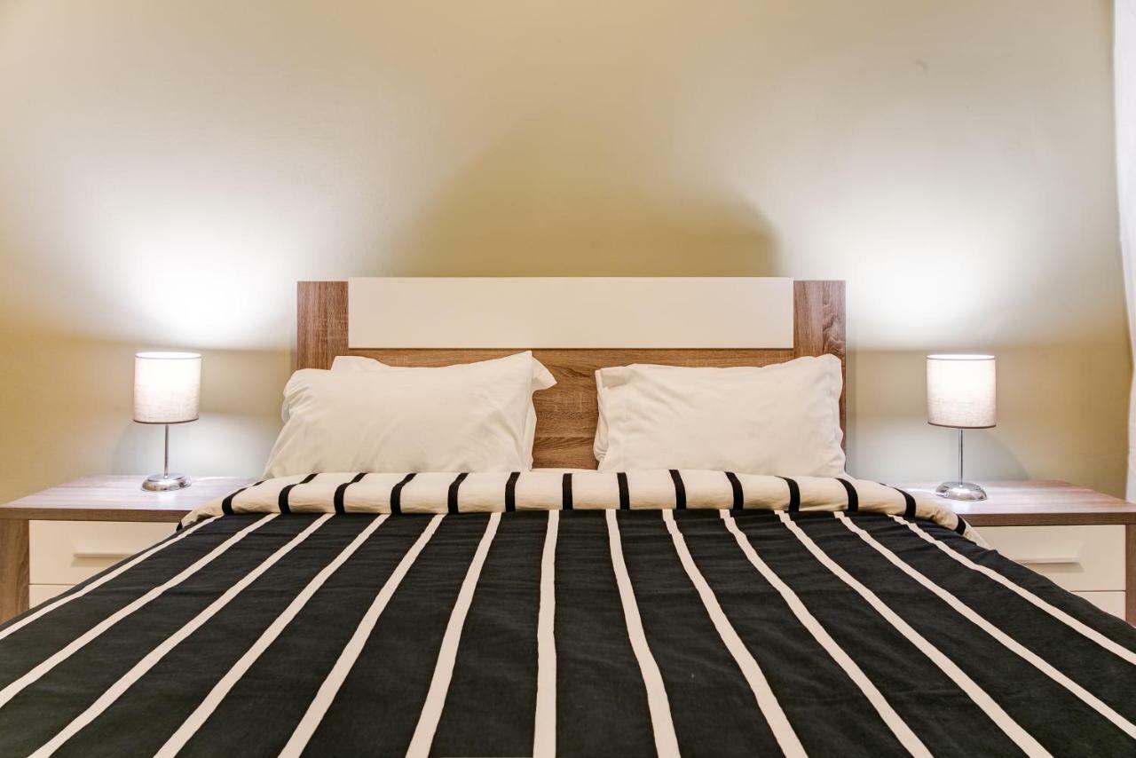 Hostel Seven Hills